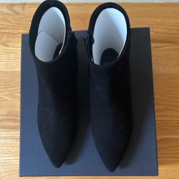 Theory Poented Toe Suede Booties, NEW - Picture 1 of 14